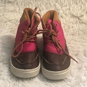 Oomphies  pink and brown sneaker little girl shoes